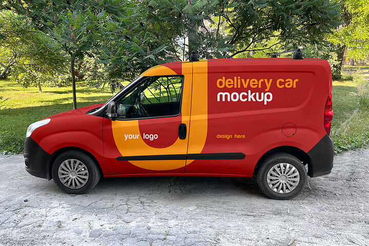 Delivery Car – Free Mockup