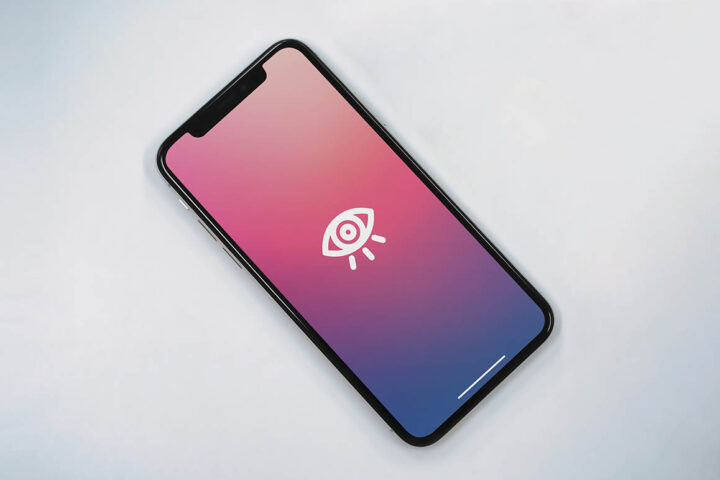 Photorealistic iPhone X – Free Mockup